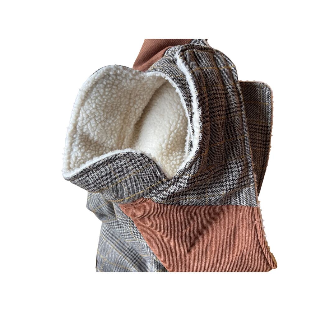 Eddie Bauer plaid sherpa-lined dog coat - Picture 6 of 6